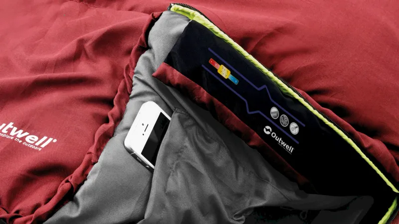 Outwell Campion Kinderslaapzak - Rood 6 Outwell Campion Kinderslaapzak - Rood - Afbeelding 4