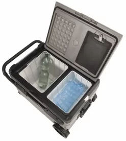 Outwell Arctic Frost 35 Compressor Koelbox - 39 Liter - Grijs 23 Outwell Arctic Frost 35 Compressor Koelbox - 39 Liter - Grijs -Bo-Camp Winkel 1069 1900 arctic frost 39 3