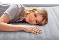 Intex Comfort Plush Luchtbed - 1-persoons (99 Cm) -Bo-Camp Winkel 1320 1900 67766 inuse4 2022 300